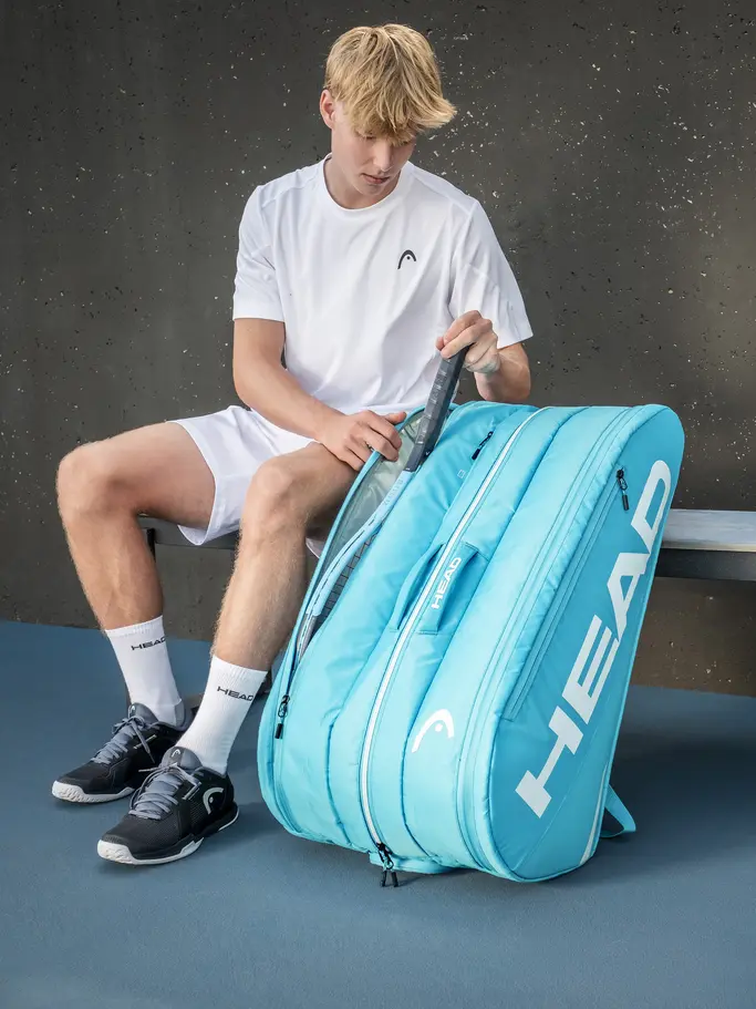Sale, voir image en taille réelle de la vue frontale de Product detail - Tour Racquet Bag XL BL