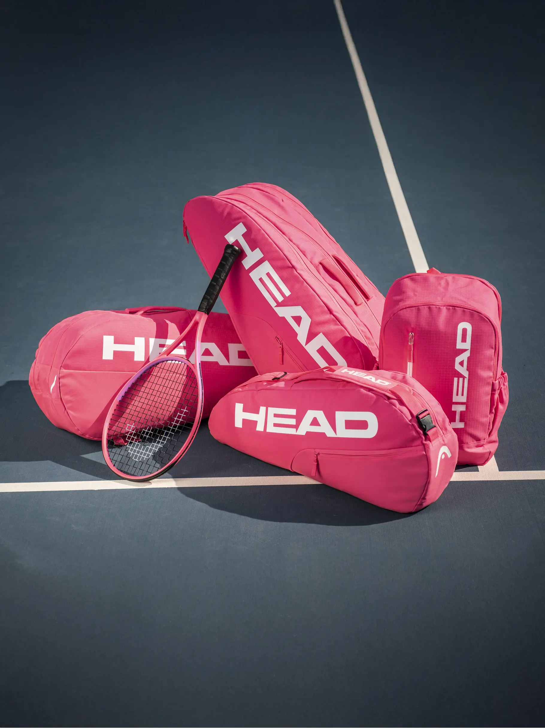 , view full size image of Front view of Product detail - Base Racquet Bag M PK