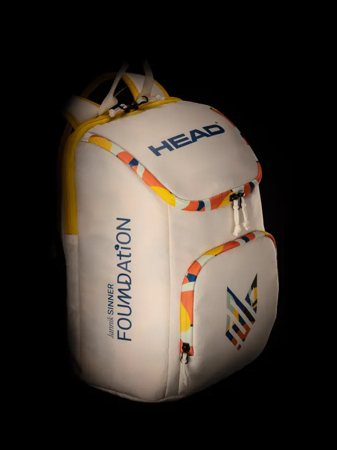 , Ver imagen de tamaño completo de Vista frontal de Product detail - Jannik Sinner Foundation Kids Backpack 14L