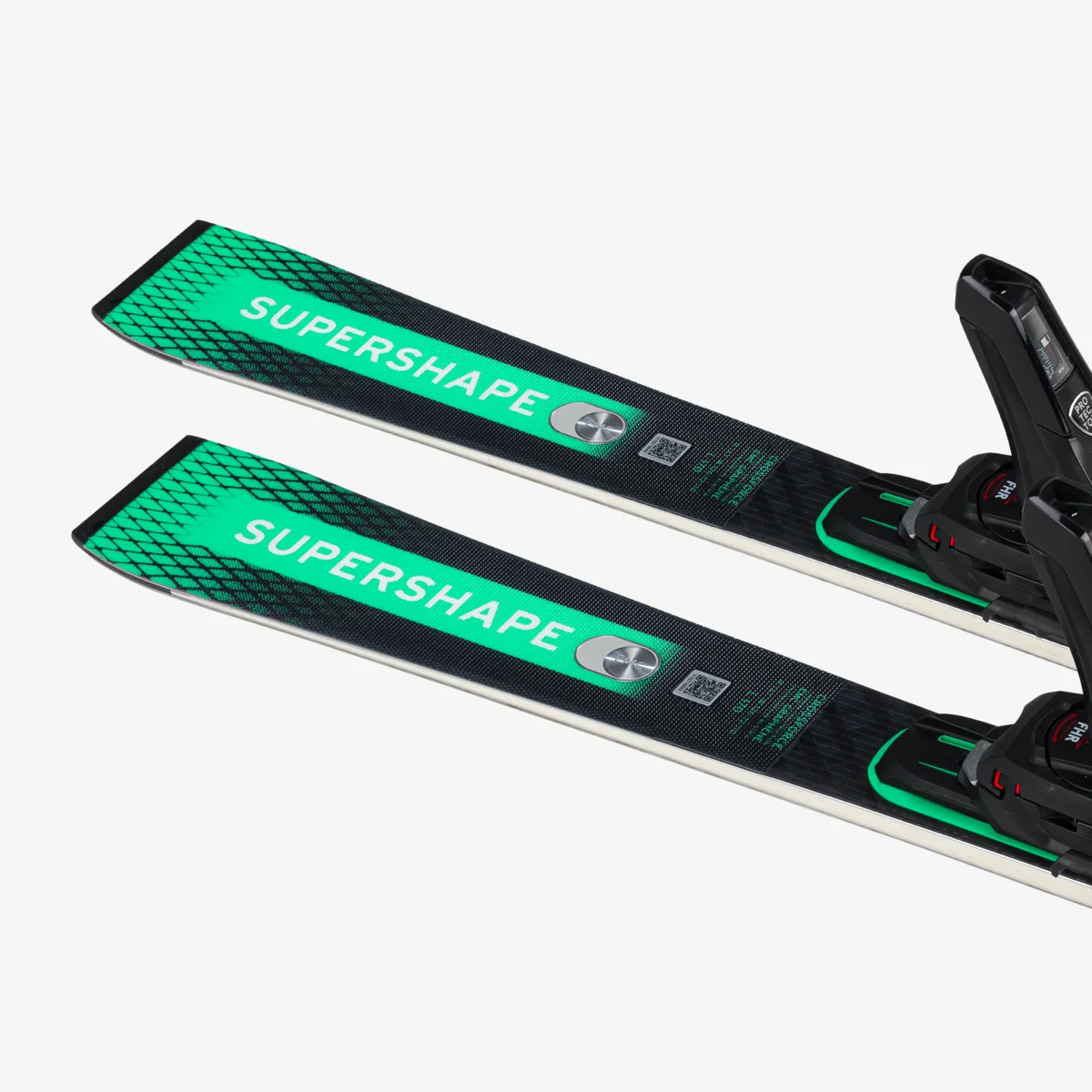 Supershape e-Magnum Performance Ski – HEAD