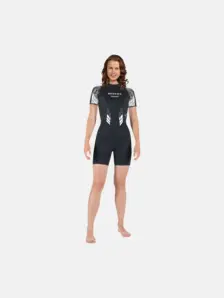 Display front view 1 of Product detail - Reef Shorty - She Dives