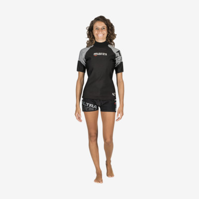Product detail - Ultra Skin - Short Sleeve - She Dives