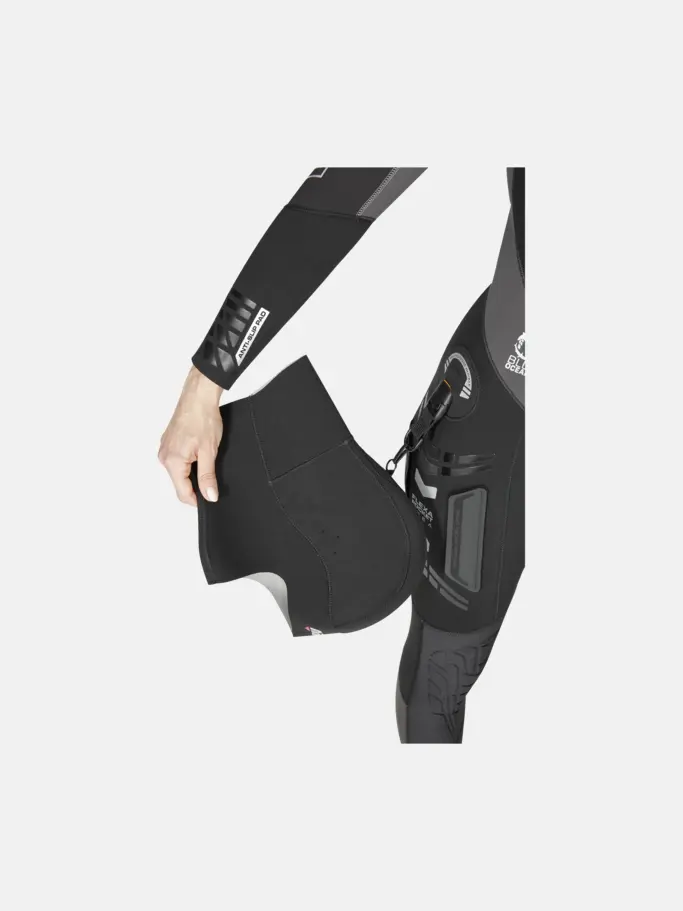 , view full size image of Front view of Product detail - Flexa 8/6 - She Dives