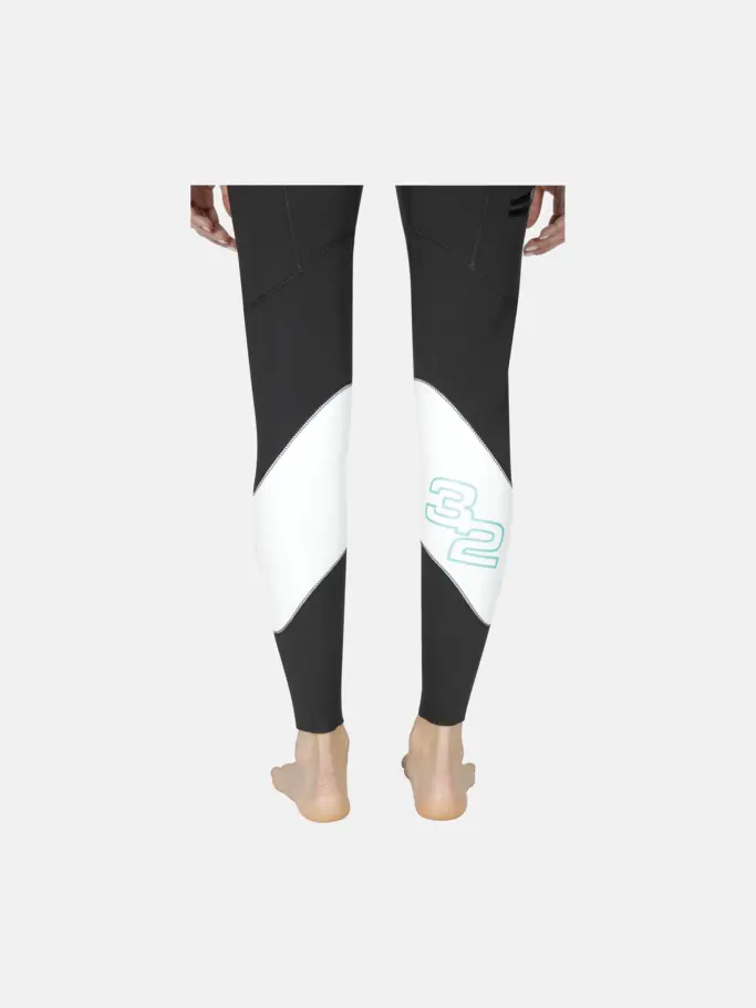 , view full size image of Front view of Product detail - Flexa 3/2 - She Dives