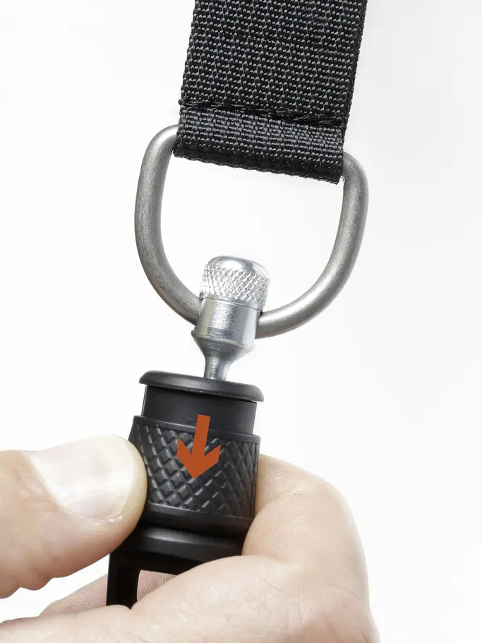 , view full size image of Front view of Product detail - Magnetic Connector black