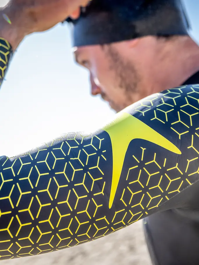 , view full size image of Front view of Product detail - PREDATOR PRO FS black/yellow