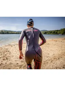 Display front view 3 of Product detail - Womens FS Triathlon Wetsuit - Hypex Tour black/red