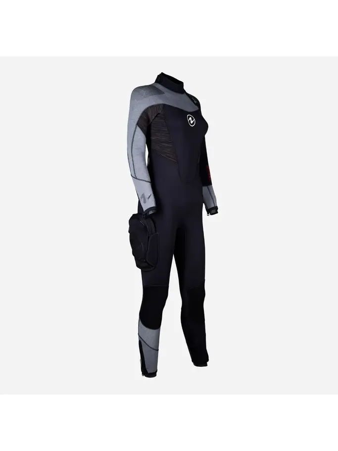 Out of Stock, voir image en taille réelle de la vue frontale de Product detail - DYNAFLEX - Women's Dive Wetsuit 5.5mm black/red