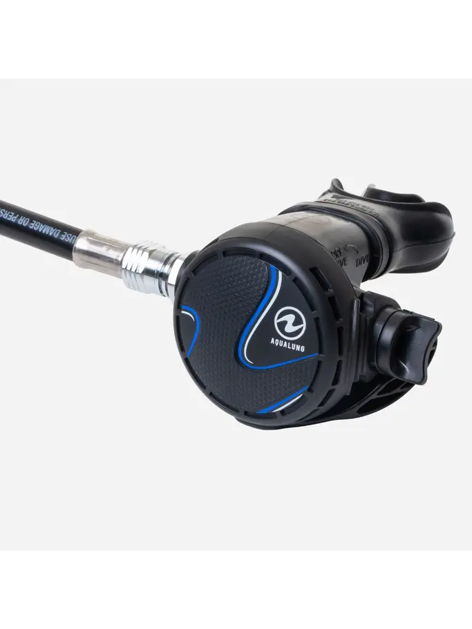 Out of Stock, voir image en taille réelle de la vue frontale de Product detail - TITAN - Dive Regulator BKBKDIN