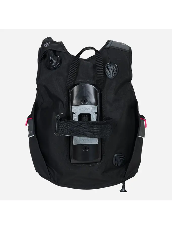 , Ver imagen de tamaño completo de Vista frontal de Product detail - PRO HD - Women's Dive BCD black/pink