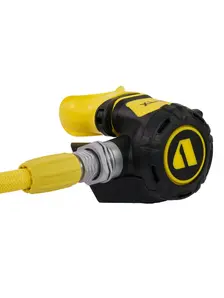 Display front view 3 of Product detail - XL4+ OCTOPUS - Dive Regulator yellow/black