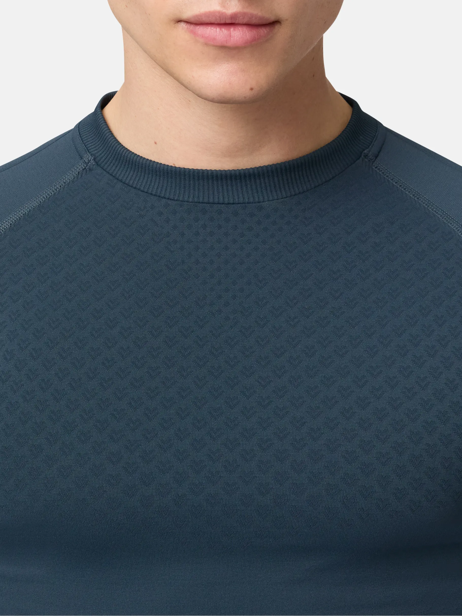 New, weergave van volledige grootte van vooraanzicht van Product detail - FLEX Seamless LS Men navy