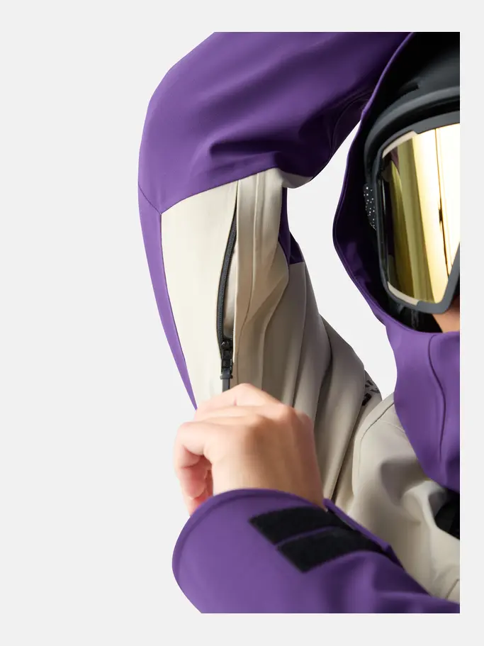New, voir image en taille réelle de la vue frontale de Product detail - KORE Jacket Women ATGZ