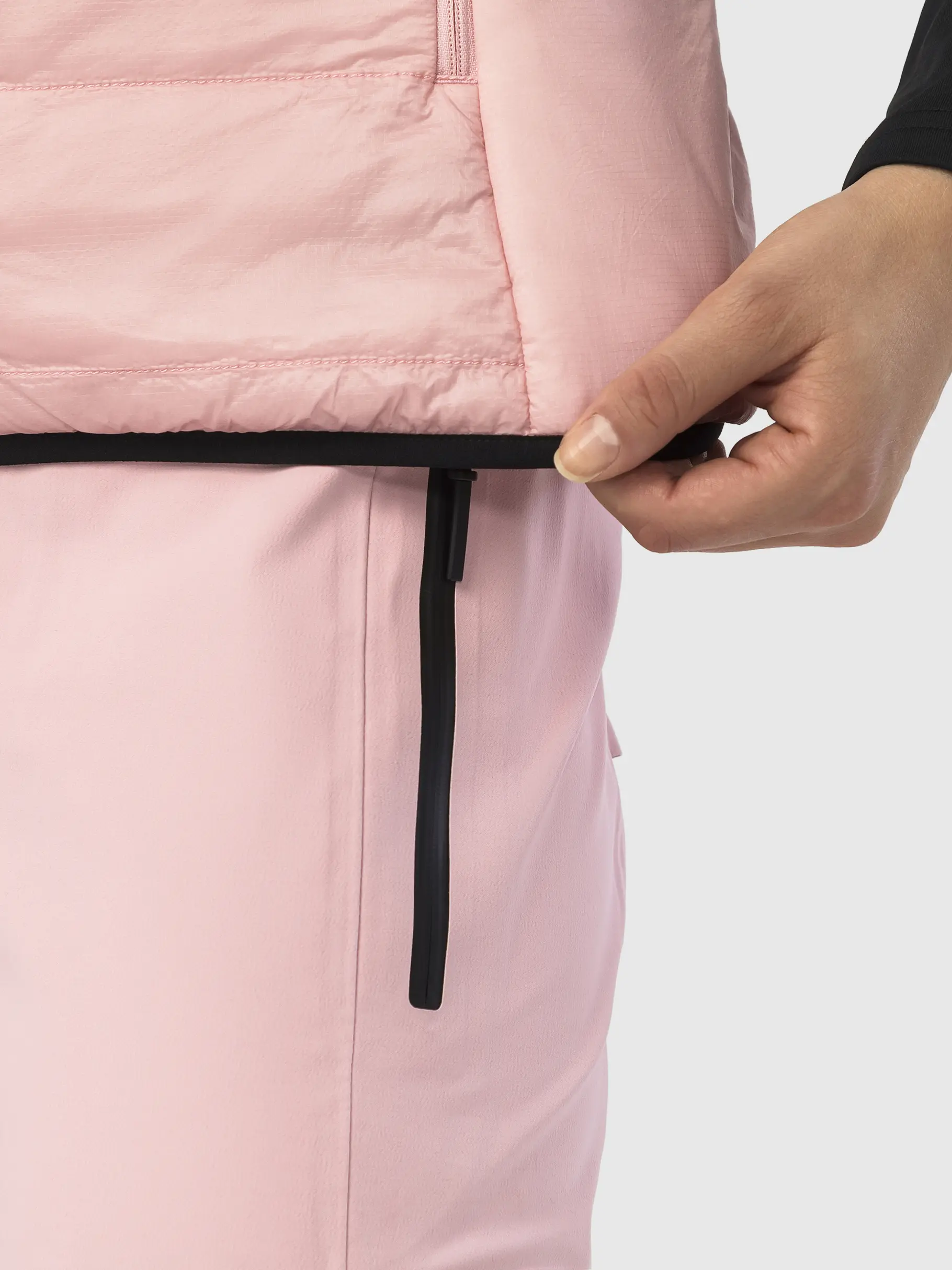 Sale, voir image en taille réelle de la vue frontale de Product detail - KORE Lightweight Vest Women rose