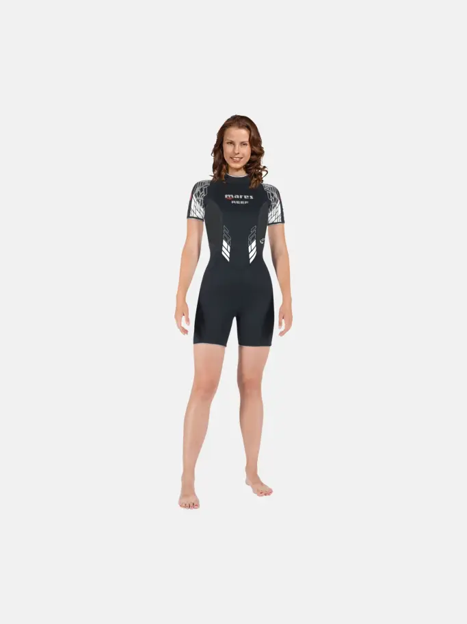 Product overview - Reef Shorty - She Dives