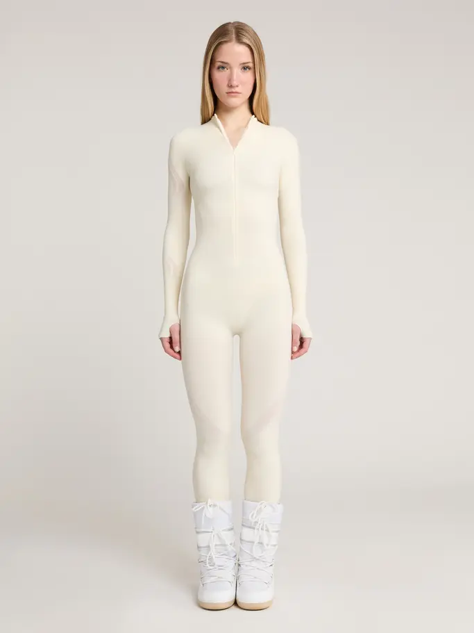 Product overview - STAR SEAMLESS SUIT light beige